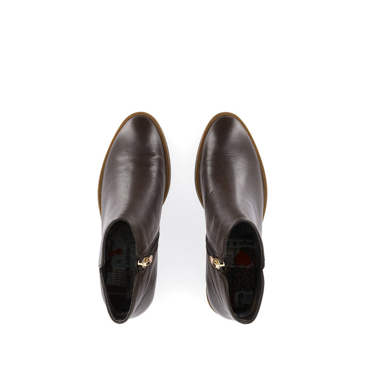 LIEM - CHOCOLATE LEATHER