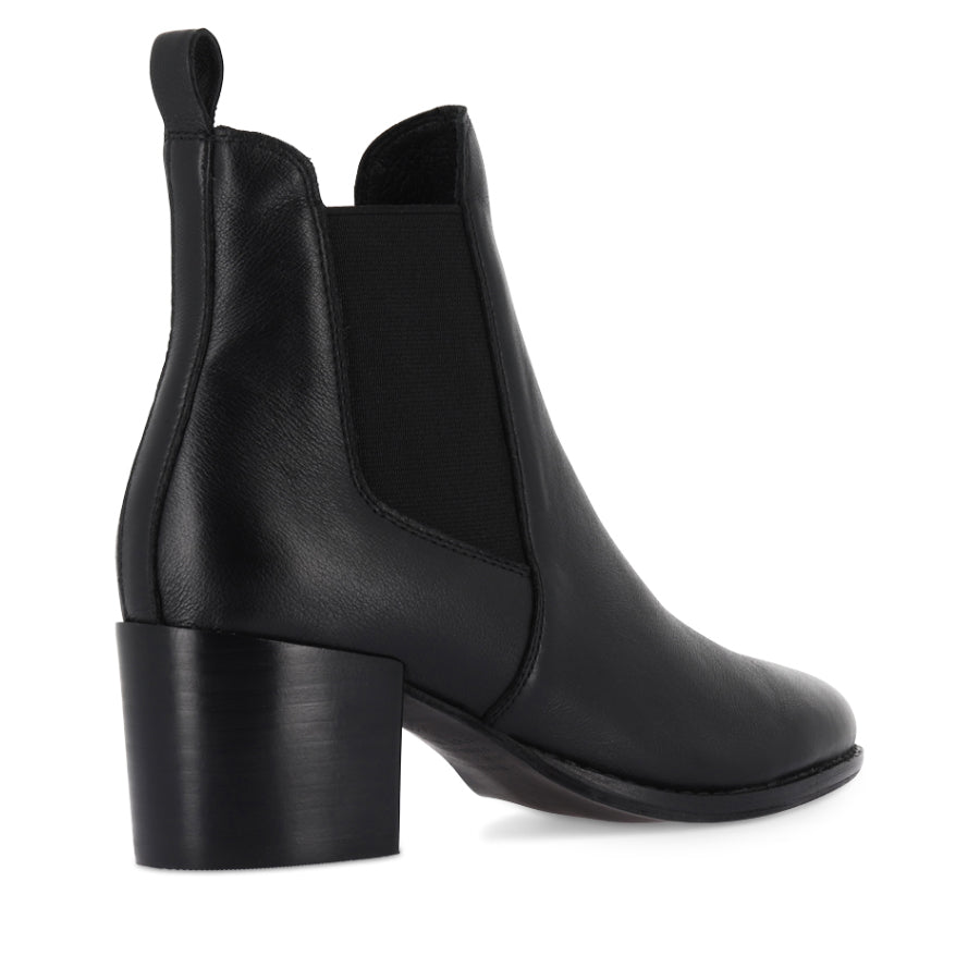 MAHIKA - BLACK BLACK LEATHER