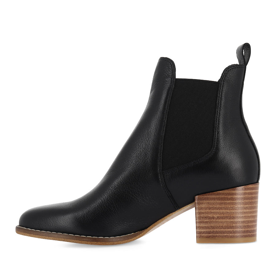 MAHIKA - BLACK LEATHER