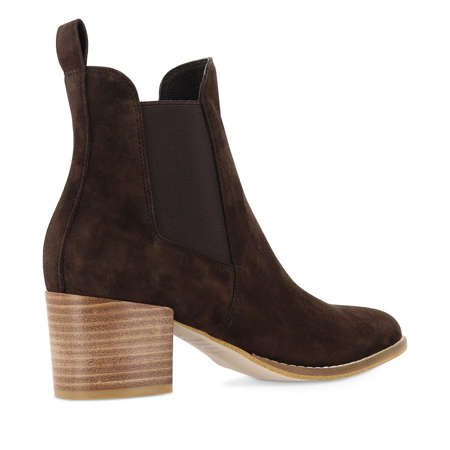 MAHIKA - CHOCOLATE SUEDE