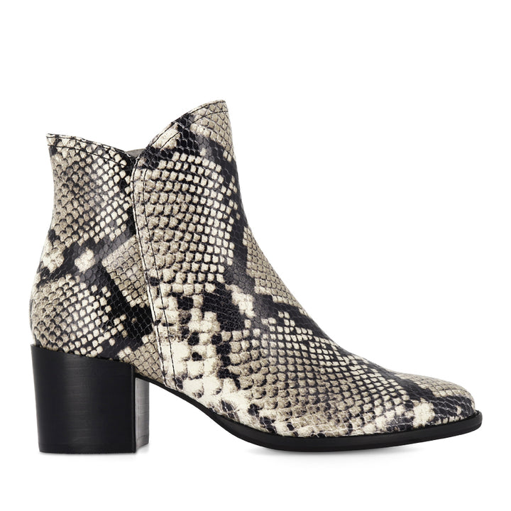 MOCKAS - BLACK/WHITE SNAKE LEATHER