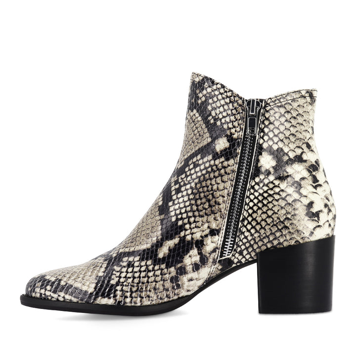 MOCKAS - BLACK/WHITE SNAKE LEATHER