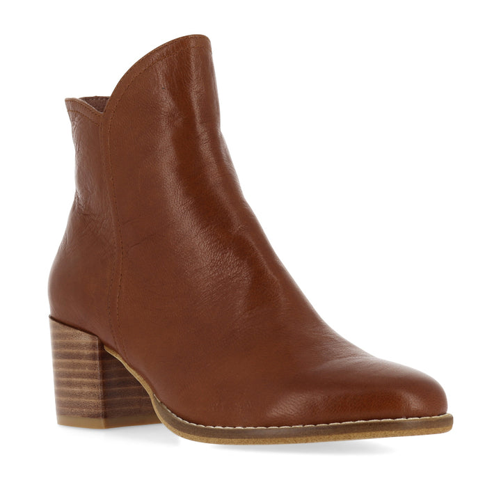 MOCKAS - COGNAC POLISH LEATHER