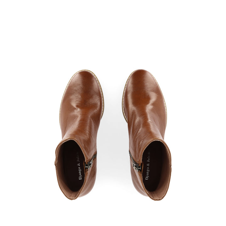 MOCKAS - COGNAC POLISH LEATHER