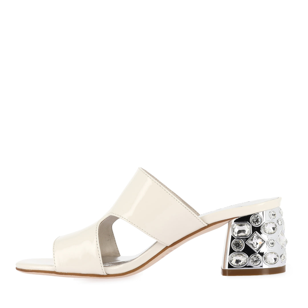 PEDLOWS - IVORY PATENT LEATHER