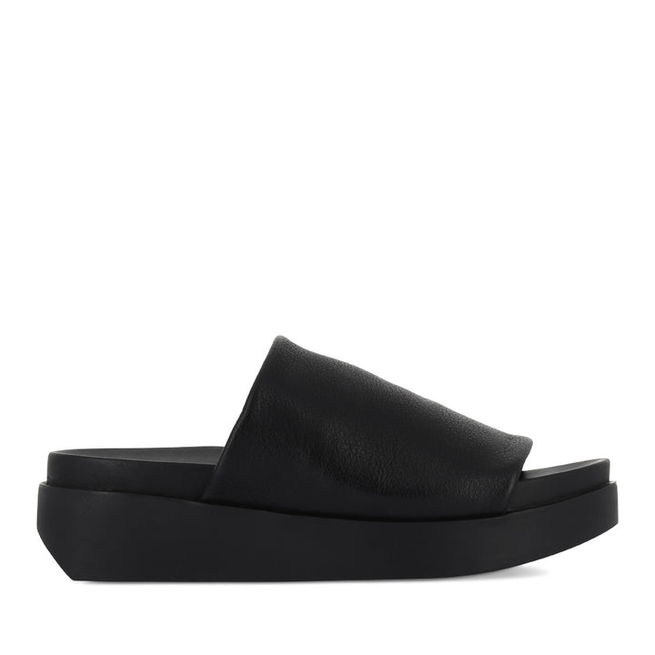 SOFFIA - BLACK TUMBLED LEATHER/BLACK SOLE