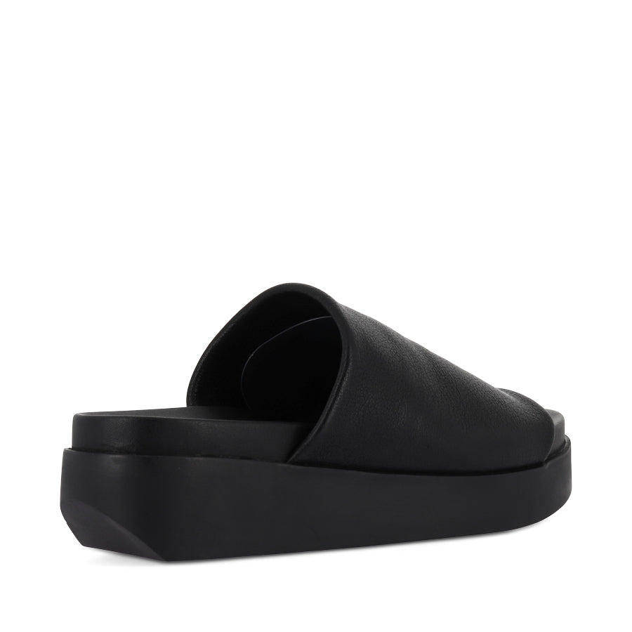 SOFFIA - BLACK TUMBLED LEATHER/BLACK SOLE