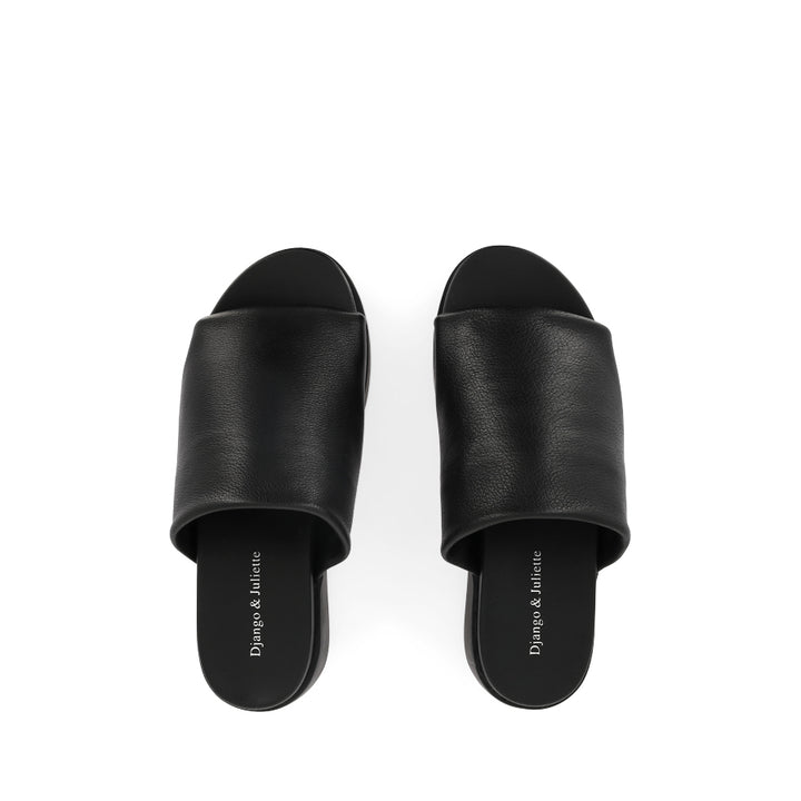 SOFFIA - BLACK TUMBLED LEATHER/BLACK SOLE