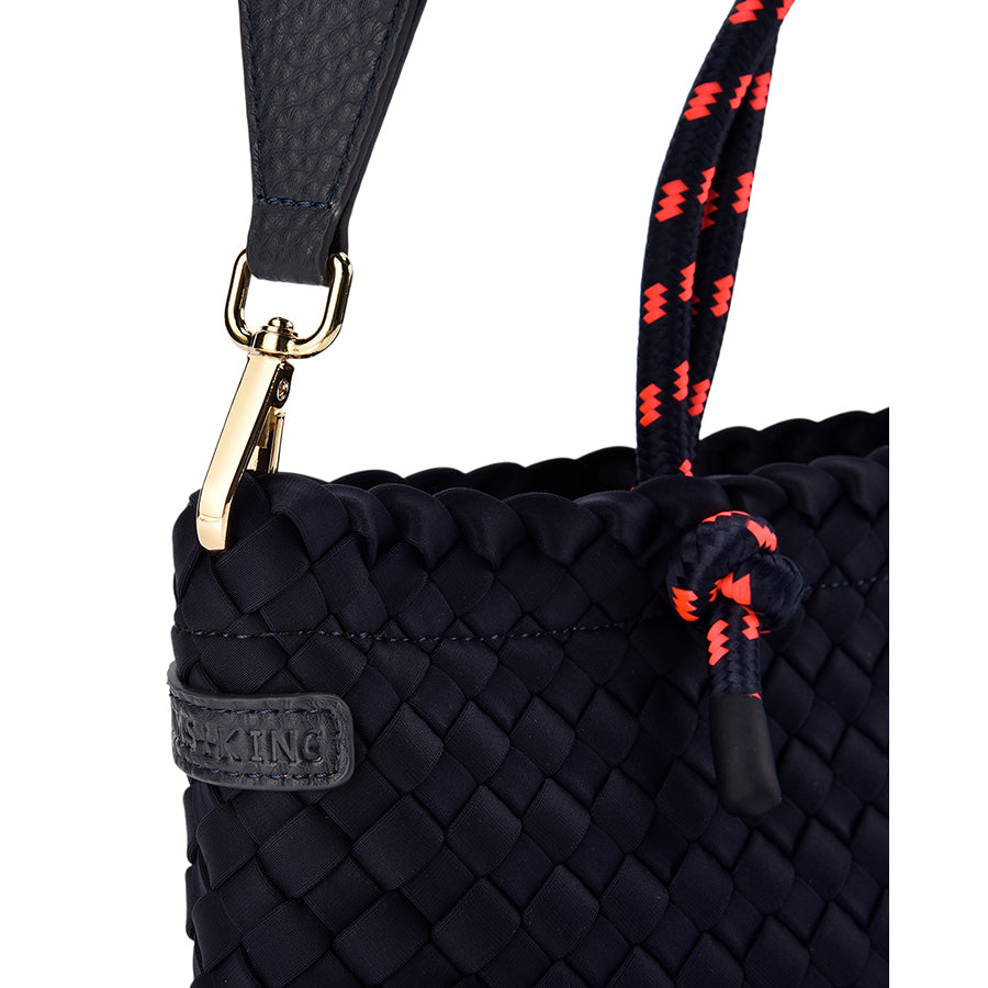 MICHIGAN TOTE - NAVY NEO PLAIT