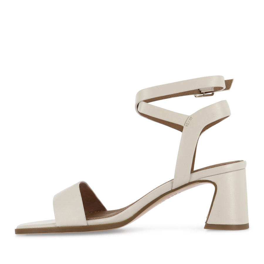 BASILI - OFF WHITE LEATHER