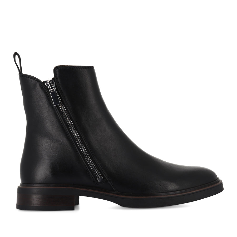 BLAINE - BLACK LEATHER