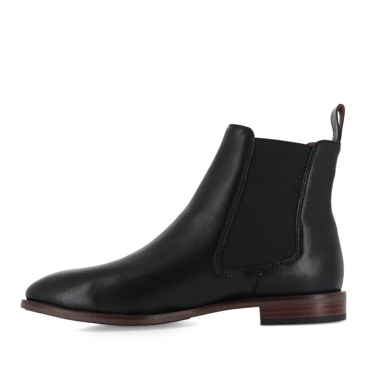 PHEBES - BLACK LEATHER