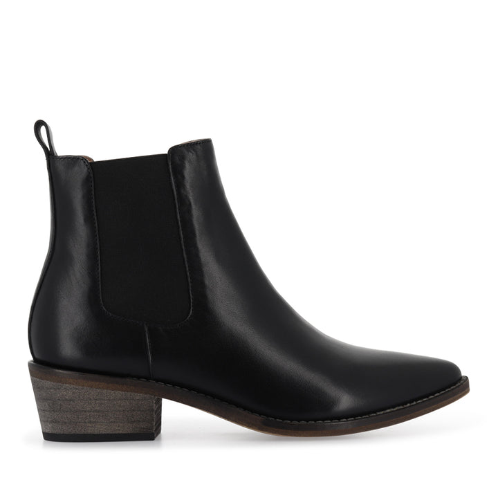 ZENAR - BLACK LEATHER