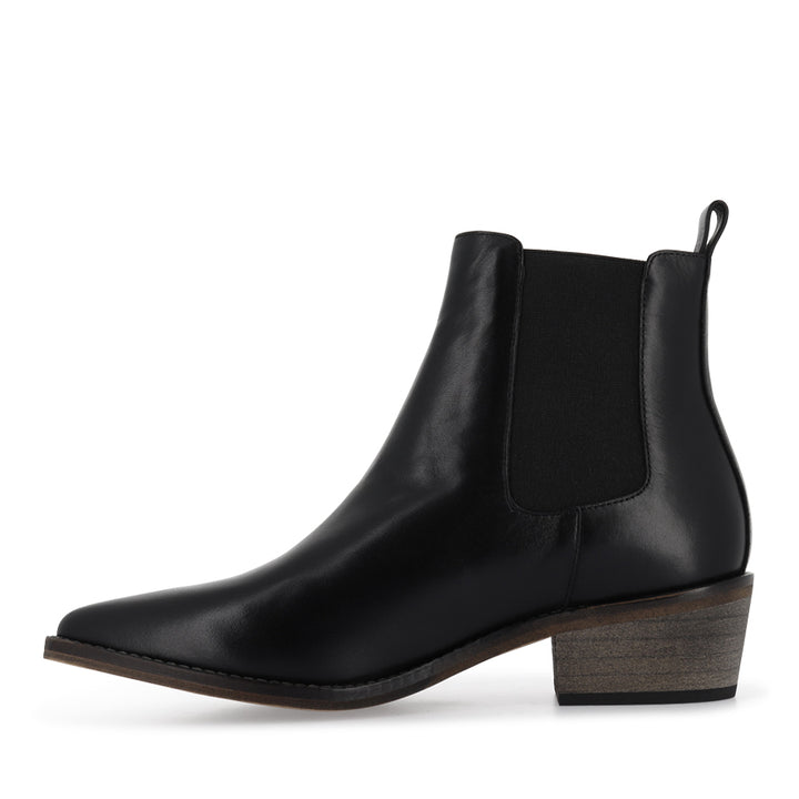 ZENAR - BLACK LEATHER