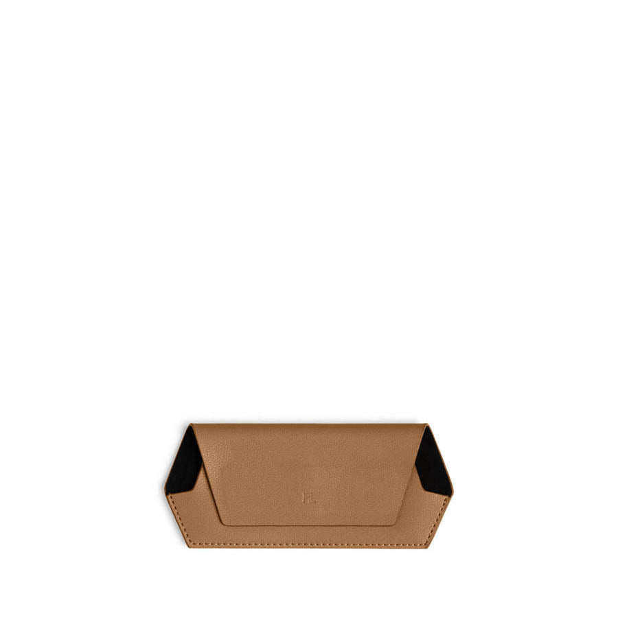 GLASSES CASE - TAN