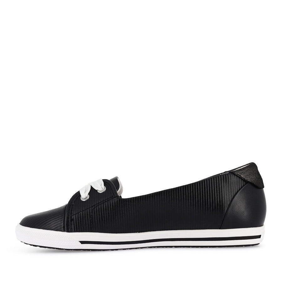 HANNAH III - BLACK EMBOSS LEATHER