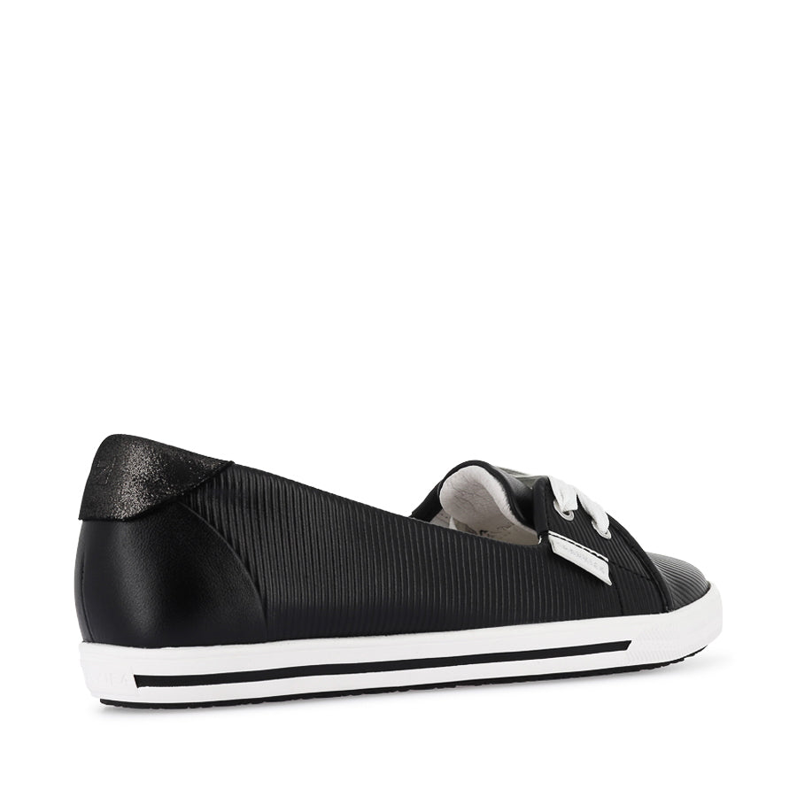 HANNAH III - BLACK EMBOSS LEATHER