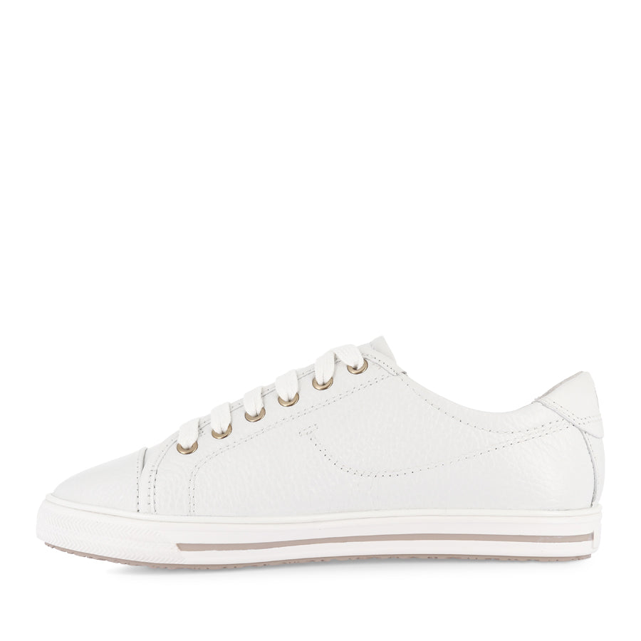 NAT III - WHITE PEBBLED LEATHER