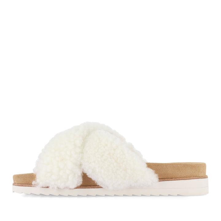 REBEL II - CREAM SHEARLING