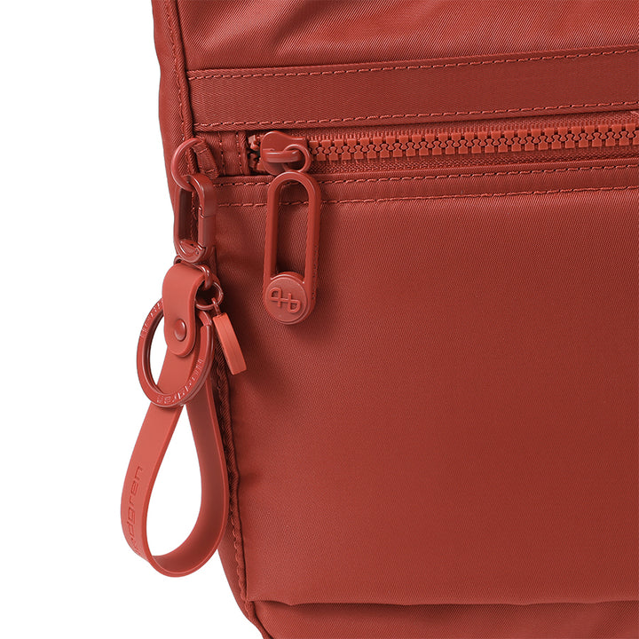 HARPER'S CROSSBODY RFID - DAHLIA RED