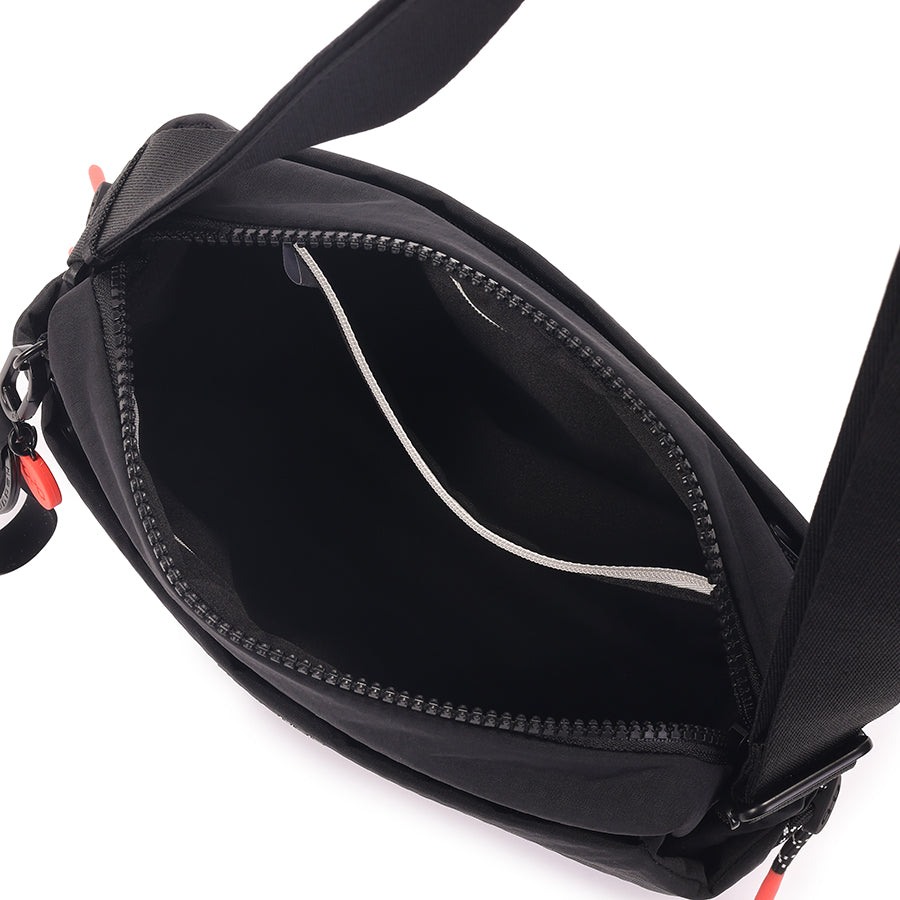 KOSHO CROSSBODY MEDIUM - BLACK