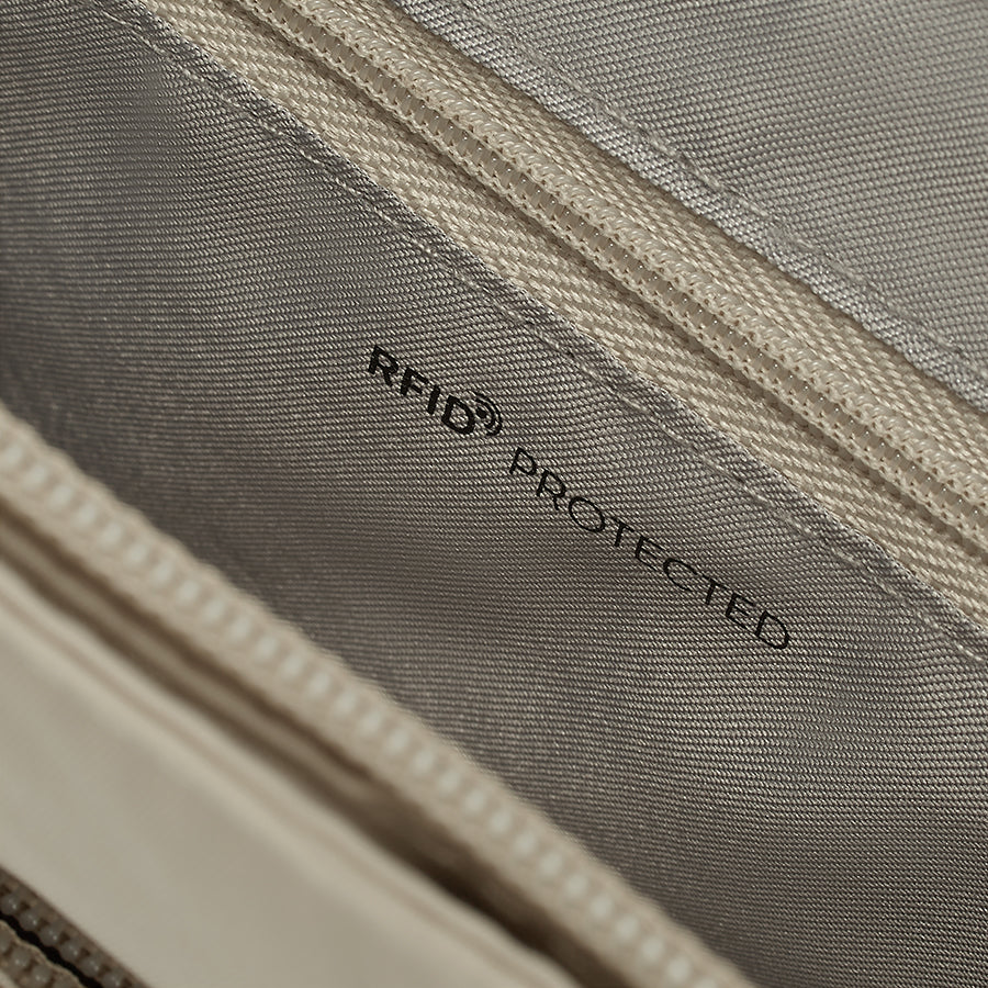 ORVA CROSSBODY RFID - CASHMERE BEIGE