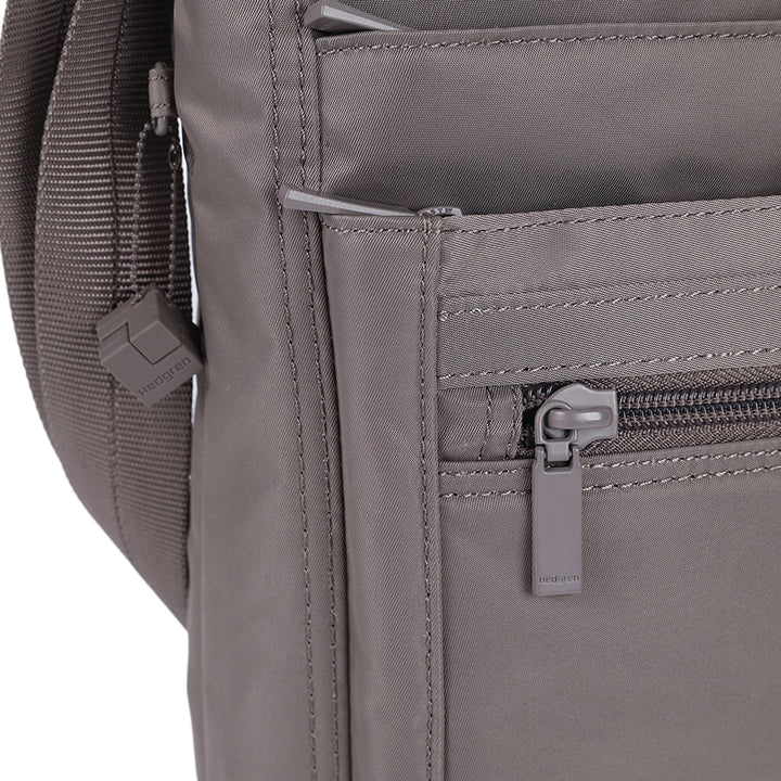 ORVA CROSSBODY RFID - SEPIA