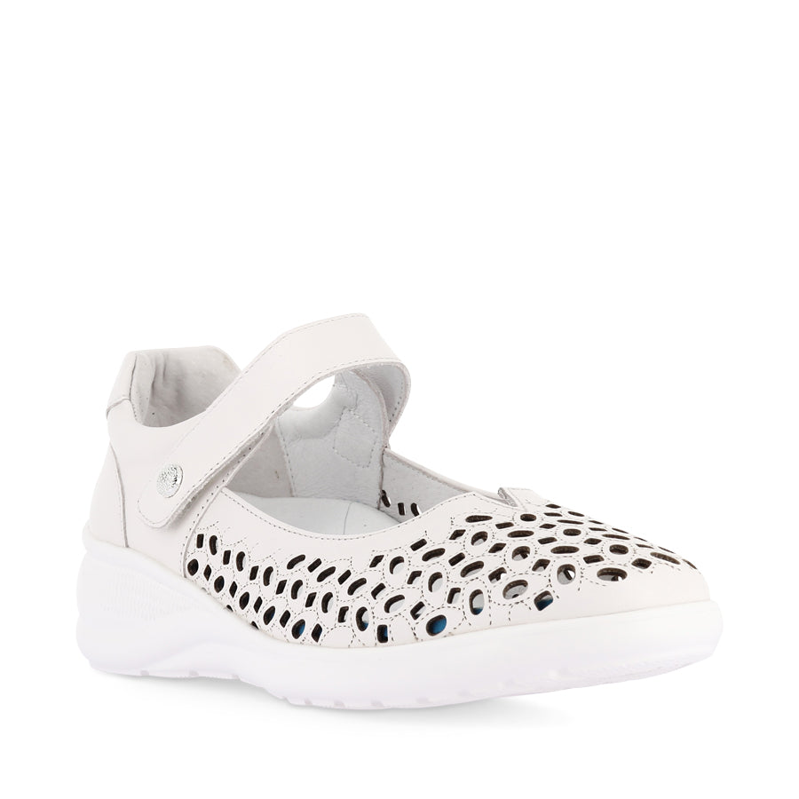 BLISSED - ALL WHITE LEATHER