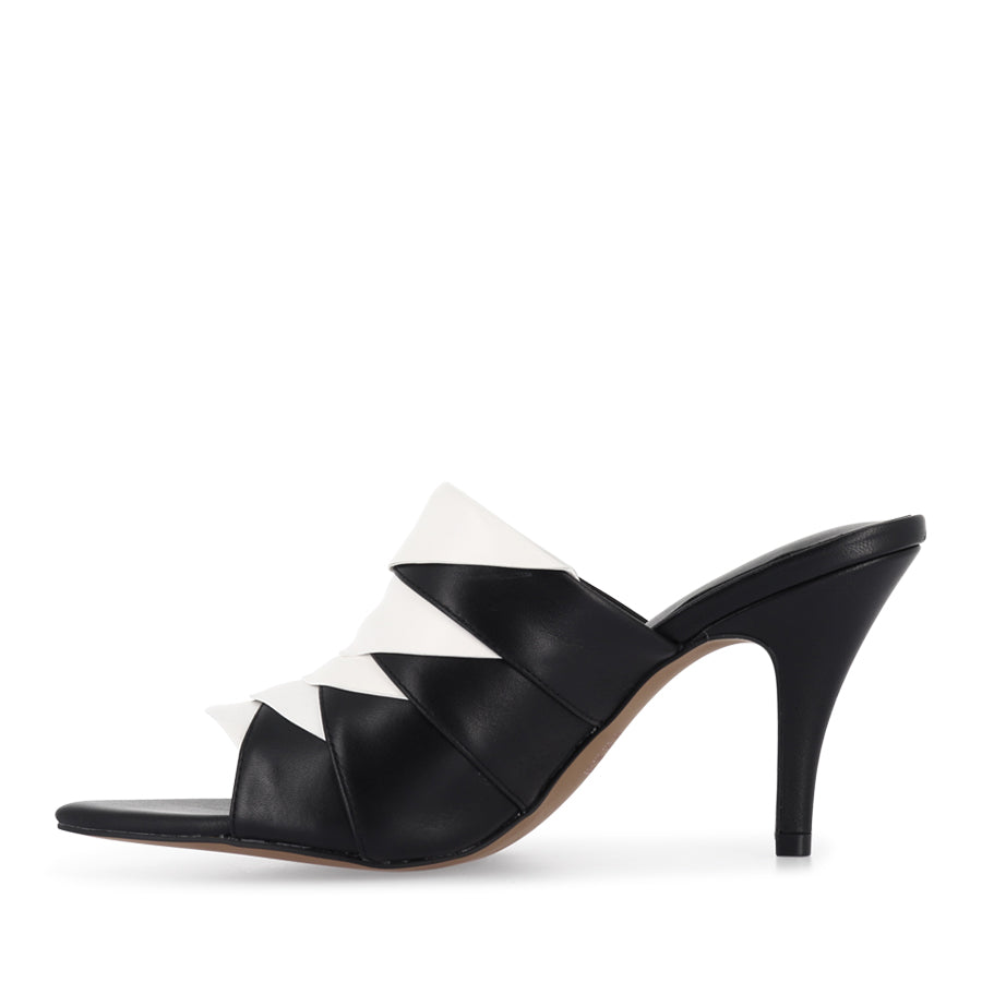 AMA - BLACK WHITE SOFT LEATHER