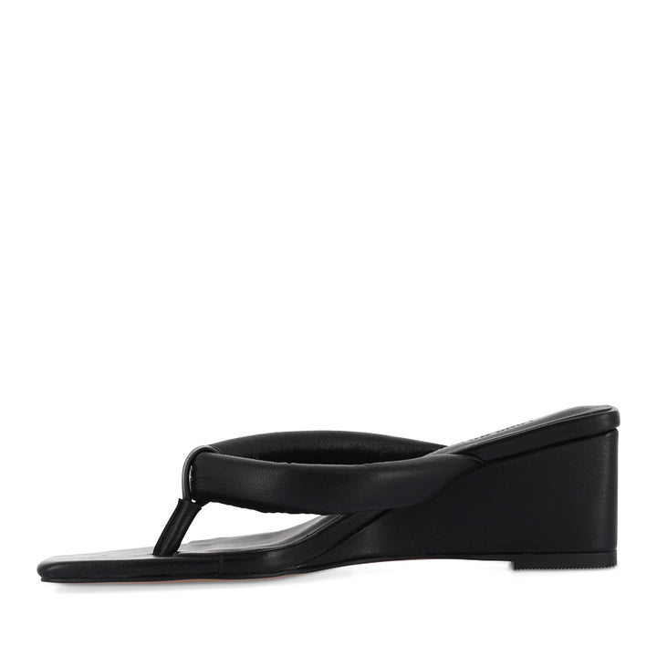MANDY WEDGE - BLACK LEATHER