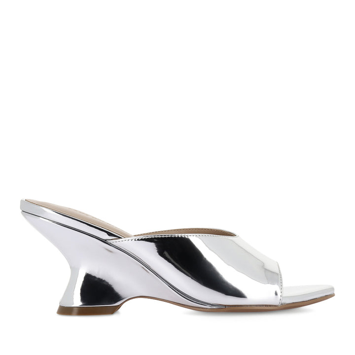MIA - SILVER PATENT LEATHER