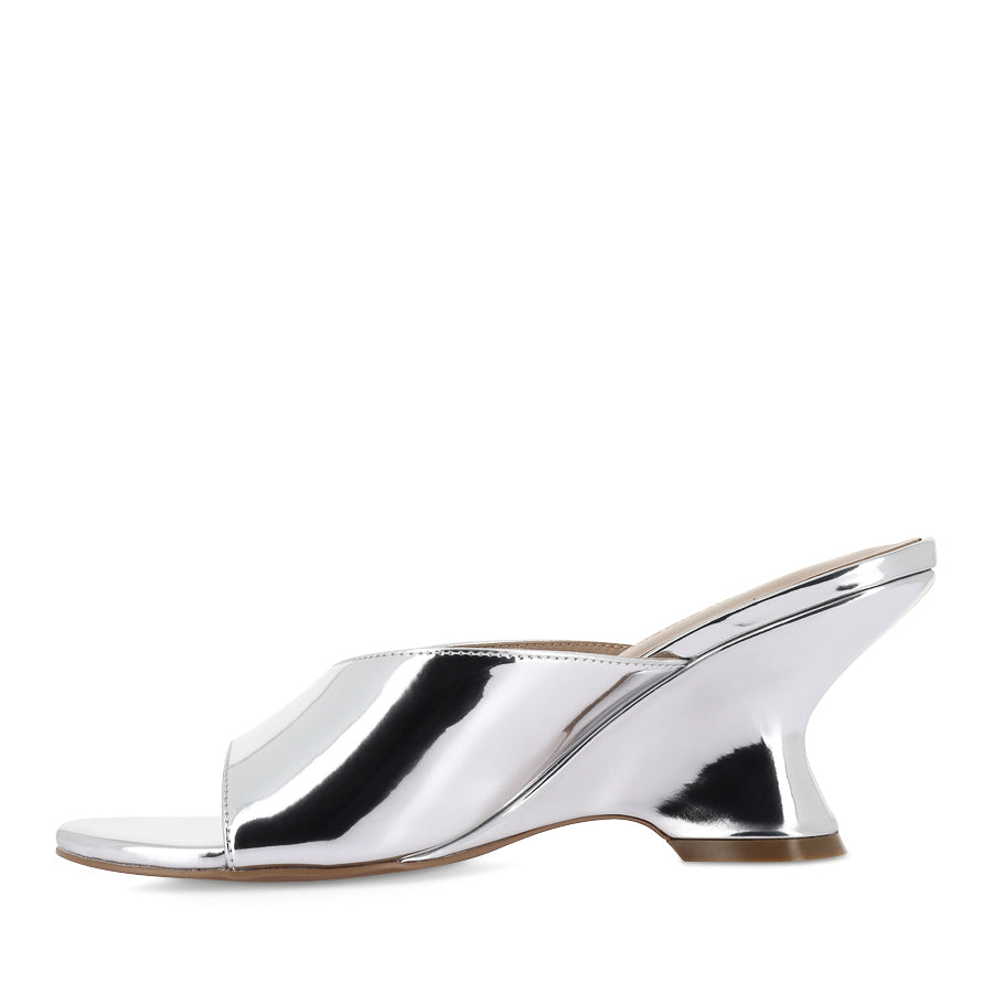 MIA - SILVER PATENT LEATHER