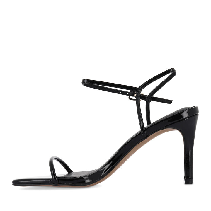 VICKI - BLACK PATENT LEATHER