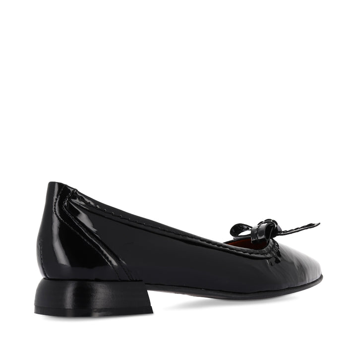 TIANA - BLACK PATENT LEATHER