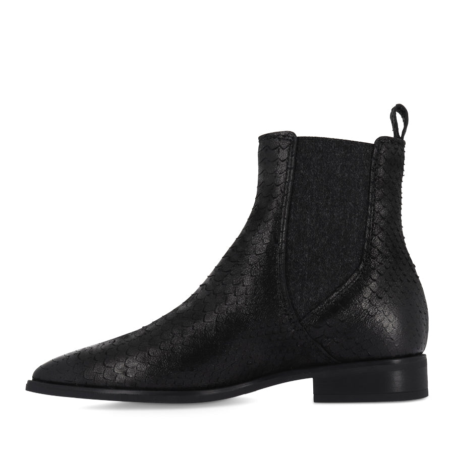 CLEO - BLACK REPTILE LEATHER