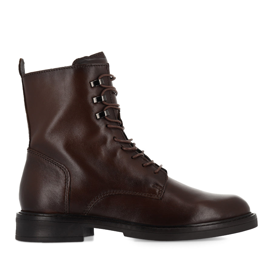 FABLE - CHOCOLATE LEATHER