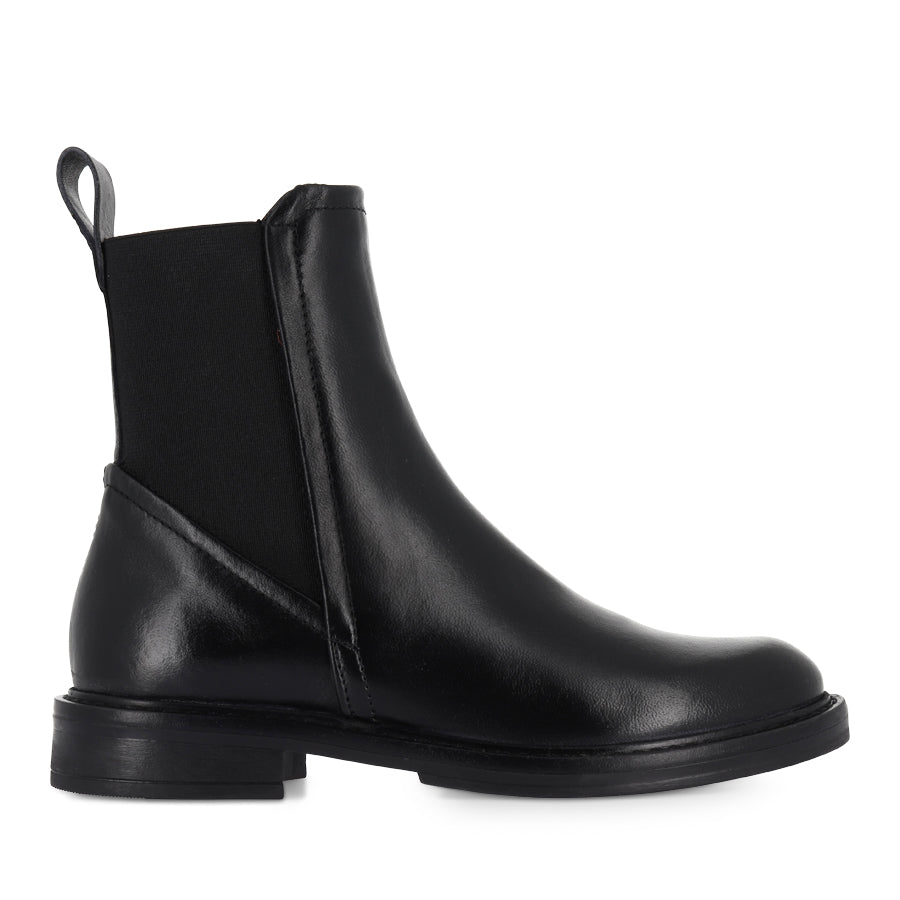 FERN - BLACK LEATHER