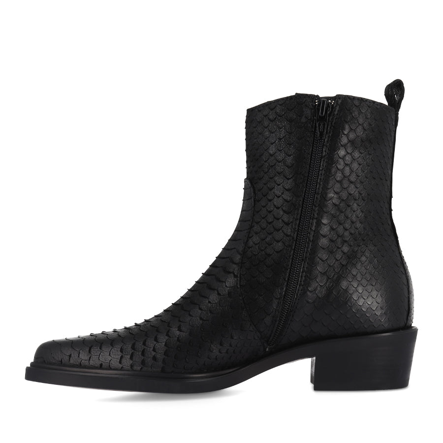 MACE - BLACK REPTILE LEATHER