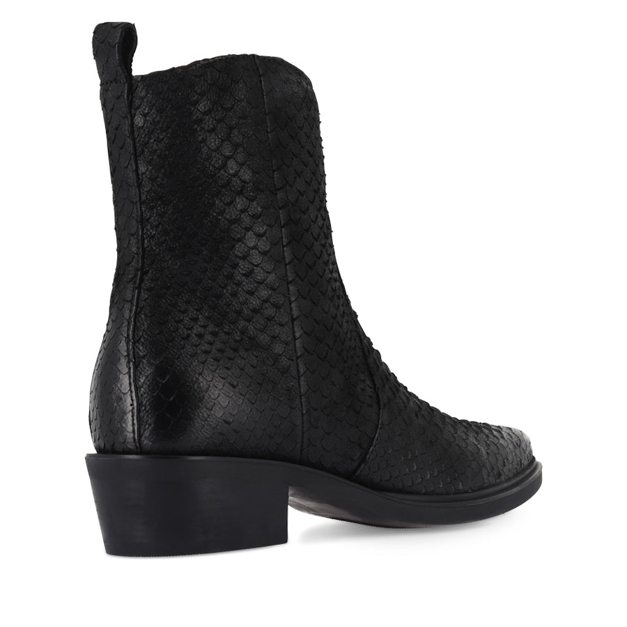 MACE - BLACK REPTILE LEATHER