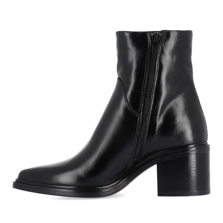 MARA - BLACK LEATHER