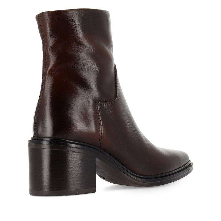 MARA - TAN LEATHER