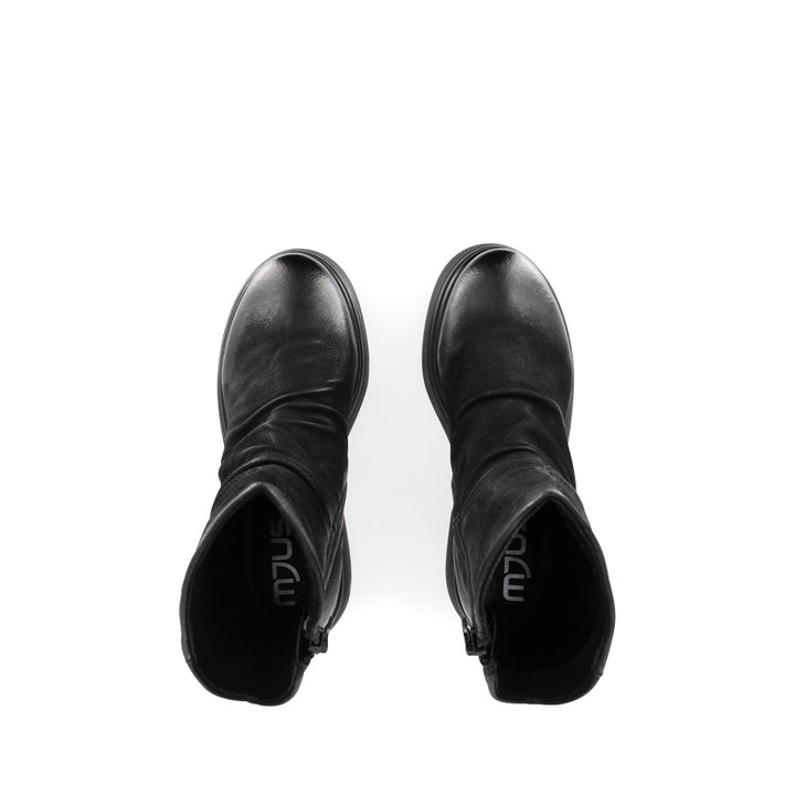 ORLA - BLACK LEATHER