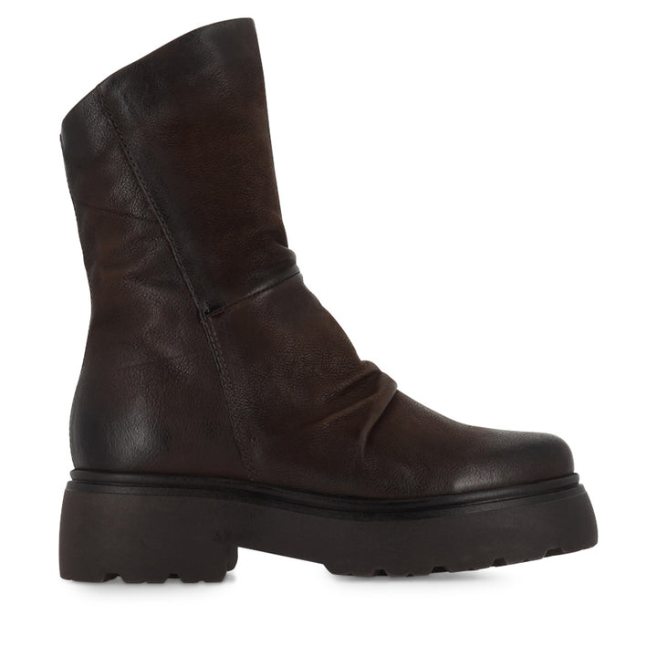 ORLA - CHOCOLATE LEATHER