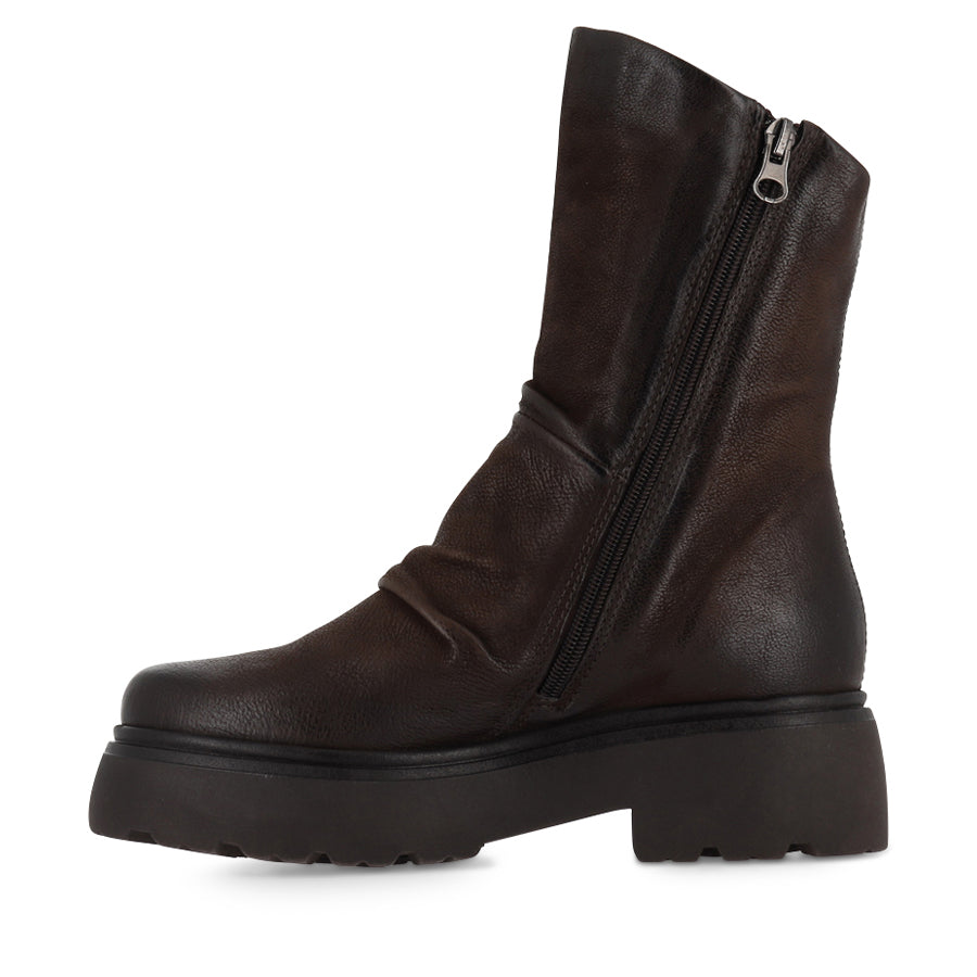 ORLA - CHOCOLATE LEATHER