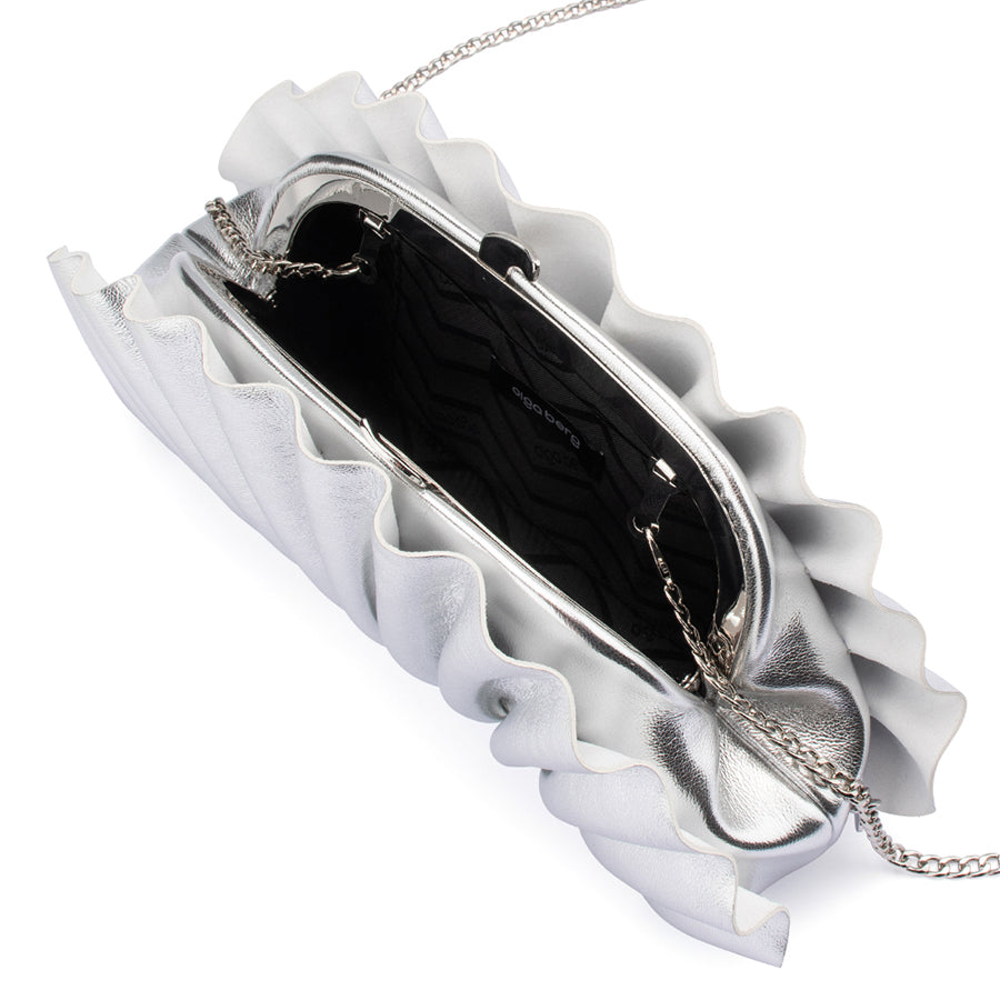 HOLLIE PLEATED CLUTCH - SILVER