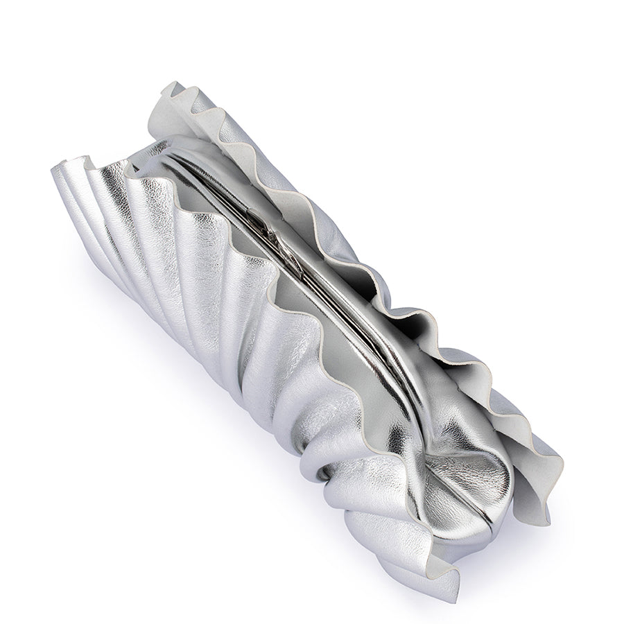 HOLLIE PLEATED CLUTCH - SILVER
