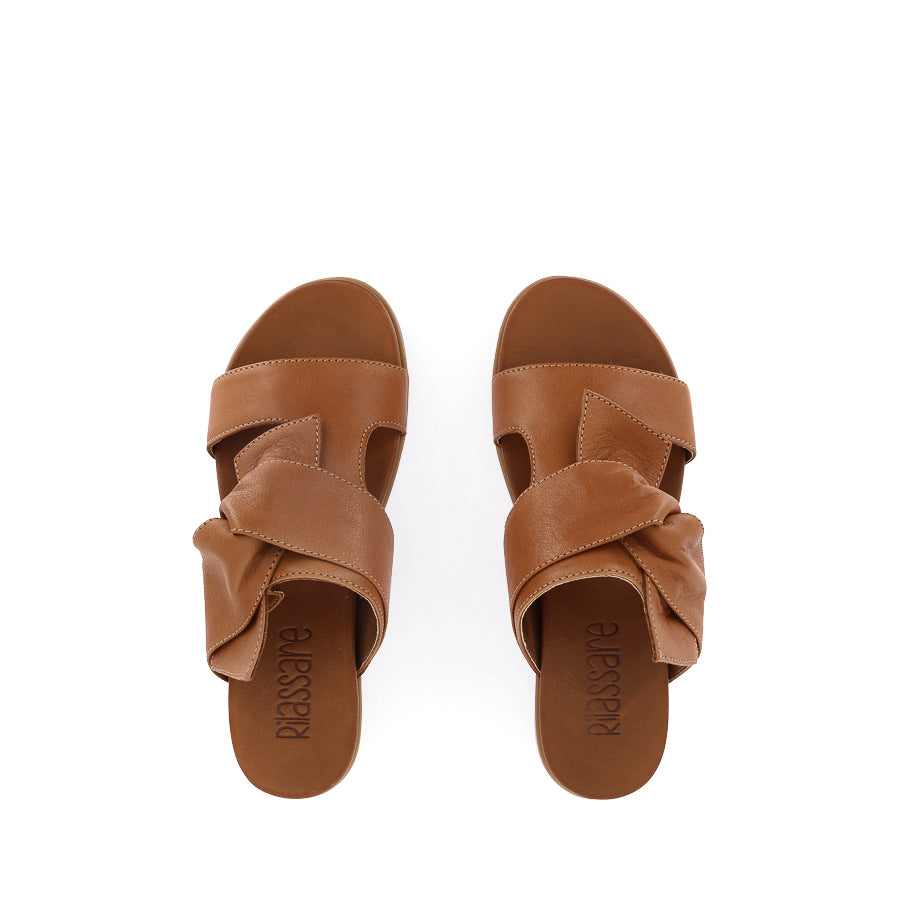 BECKAH - TAN LEATHER