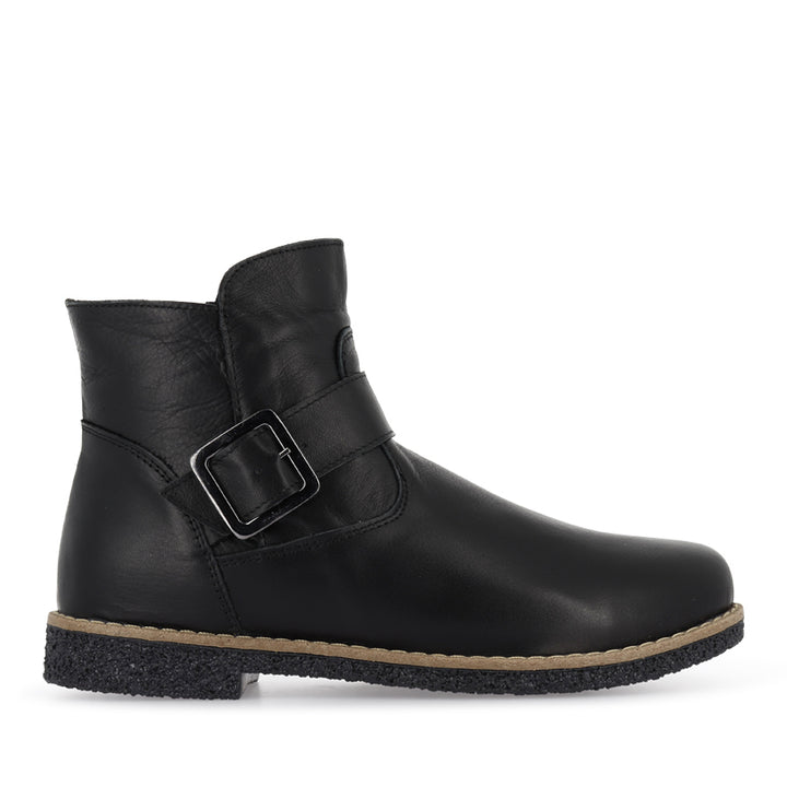 TADAKA - BLACK LEATHER