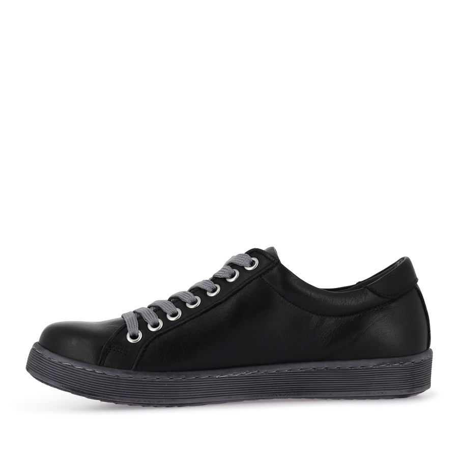 TOKEN - BLACK LEATHER/GREY SOLE