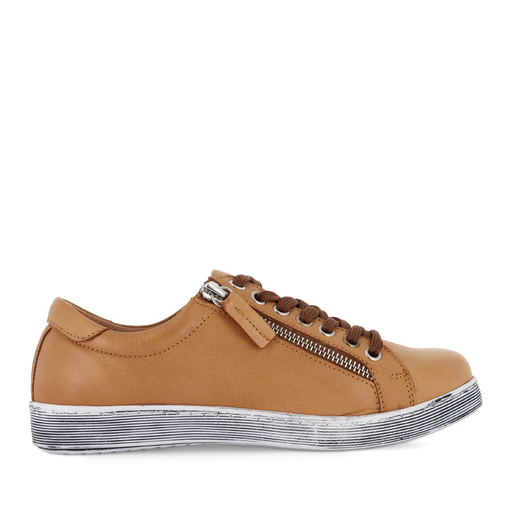 TOKEN - COGNAC LEATHER